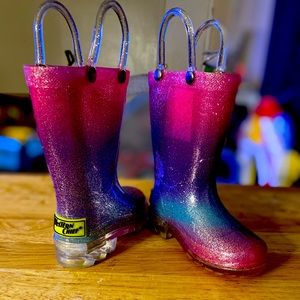 Little girls Western chief light up rain boots